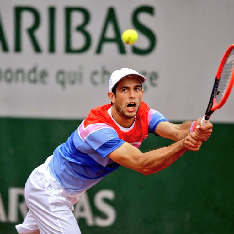 🎙️ Nuno Borges aos jornalistas portugueses em #RolandGarros

🎤  «Faltou jogar melhor. Ainda tive hipóteses em alguns momentos para fazer a diferença, mas não estive bem nesses momentos. As condições estavam muito difíceis para mim. É verdade que não é desculpa, mas para o meu