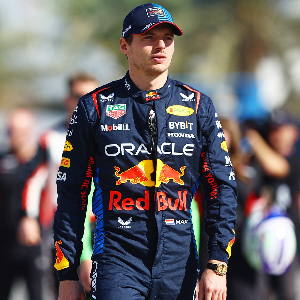 harshsarchive02's tweet image. max that wreath will look great on you #justthoughts