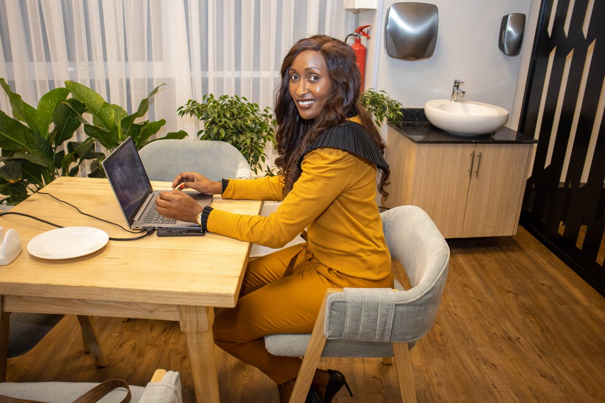 Horizons_KE's tweet photo. It's Wednesday, and we're powering through the week with passion and productivity! 💼✨ Whether you're working on a big project, brainstorming new ideas, or simply enjoying our vibrant workspace, remember that you're part of an inspiring community here at Horizons Offices! https://t.co/oyzrnHIZEU