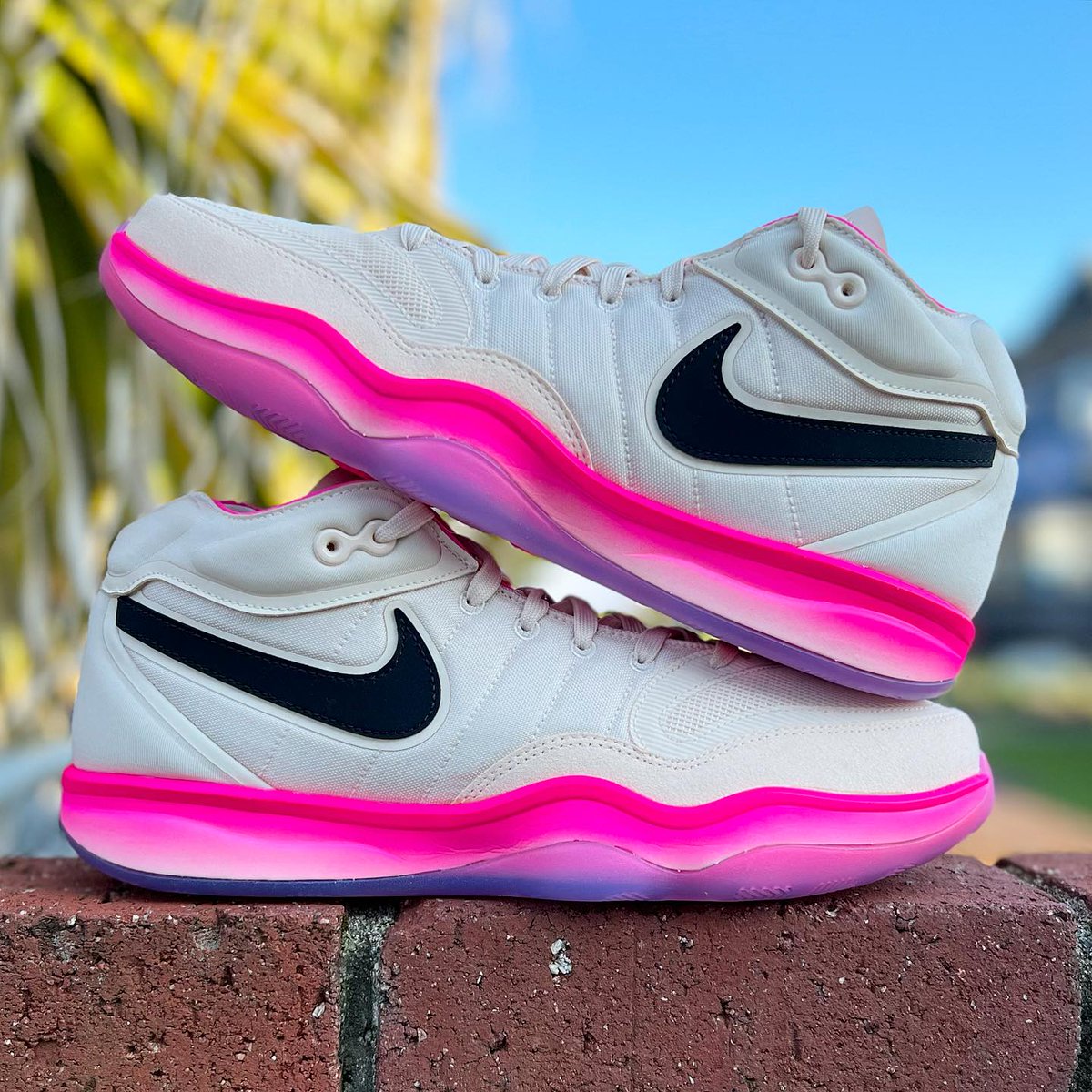raymond_ntini's tweet image. Get ready to hustle for the community with the Nike Zoom G.T Hustle 2 &apos;Community Hoops&apos;! Celebrating the power of community and the love of the game! #Nike #ZoomGTHustle2 #CommunityHoops #Sneakerheads #Basketball