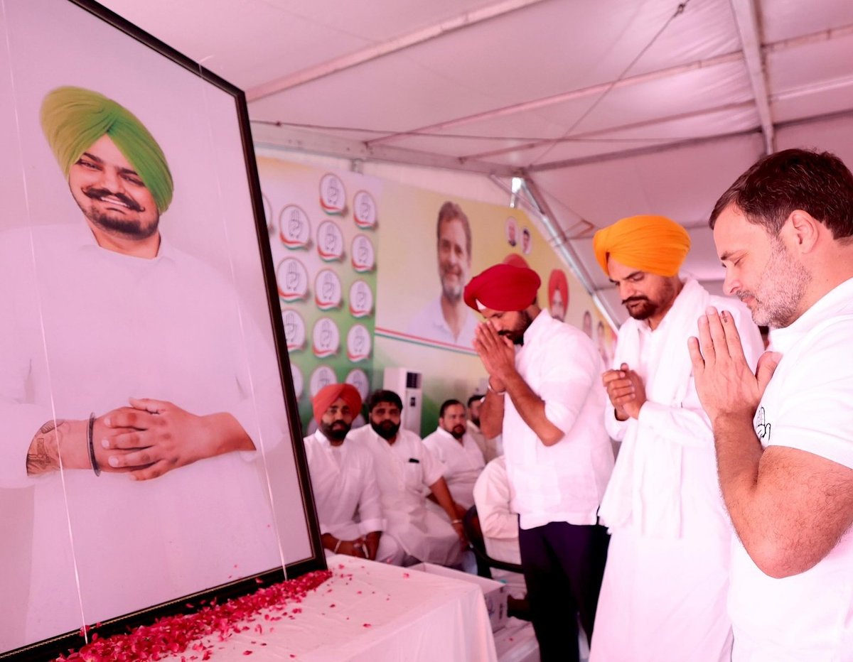 🚨🚨Rahul Gandhi paid tribute to Famous Singer and Congress leader Sidhu Moose Wala🙏