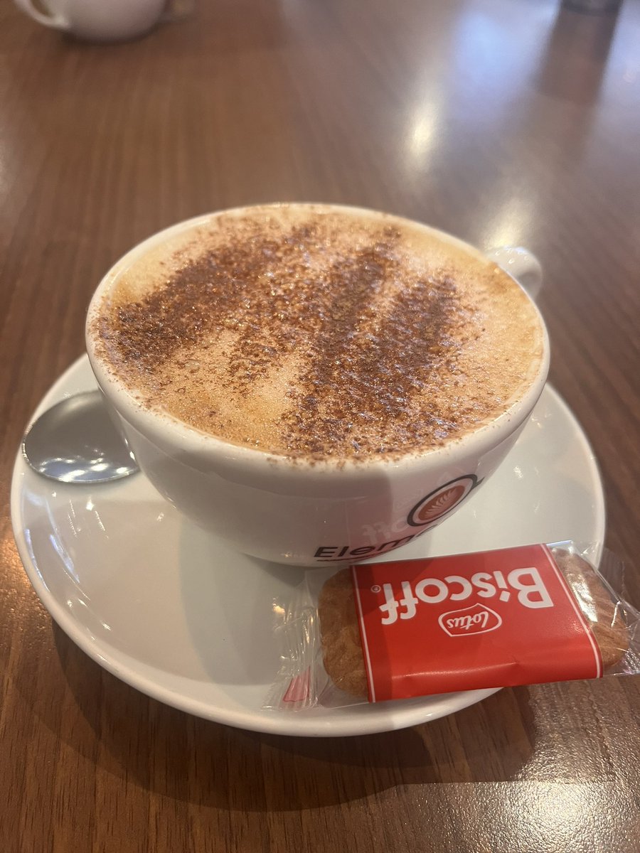 Our care home dietitians are kicking off day 2 of our IDDSI and Dysphagia at Parklands Hotel in East Renfrewshire! 👩🏽‍💻🧑🏼‍🍳