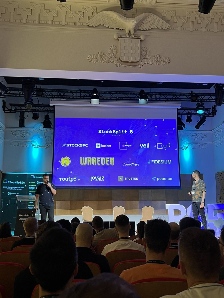 Blocksplit5 - NiFTyGet
<a href="/blocksplit/">BlockSplit</a> - <a href="/NiFTyGet1/">NiFTyGet</a> 
#niftyget #fashiontech #nft #blockchain