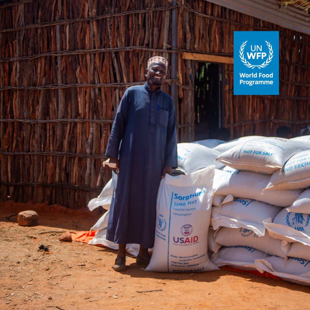 ' WFP has helped us access markets for our produce,'  Abdi the group chairman of the farmers association in Mandera County. 

In #Kenya, @WFP buys food from #smallholder farmers 👩‍🌾👨‍🌾like Abdi boosting their livelihoods and income💸 .