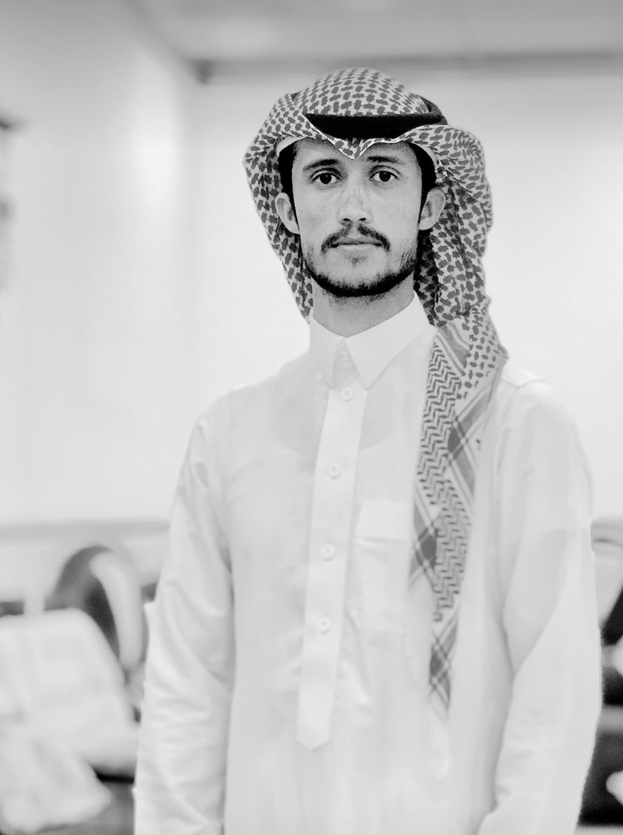 #المجامل بعض الاحيان مايقضي لزوم
لابـو النفس .. الضعيفه .. ولابـو جدها 
                       ،،،،،،،،
#مـير تجبرنا العوايد وتجبرنا السلوم 
نكــتم ..الاسـرار  لـين ..تاصـل حدها