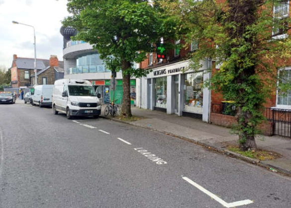 A new loading bay was installed at Marino Mart, Fairview. Click here to find out more about the #ActiveTravelNetwork Clontarf to City Centre project: dublincity.ie/residential/tr… #C2CC #ClimateAction