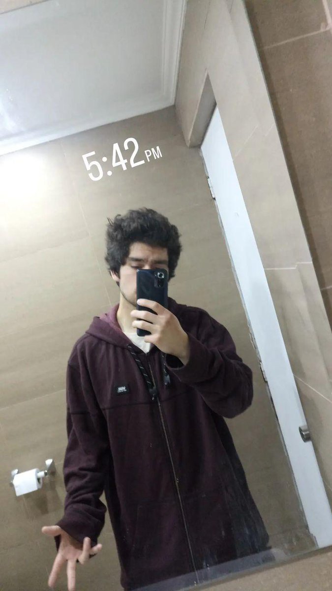 Daxus1_'s tweet photo. Fuaaa, ya un año de esta foto https://t.co/OjpVscHuQP