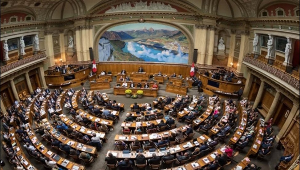 پارلمان کانتون ژنو
حمایت از آلترناتیو دموکراتیک
برای تغییر رژیم ایران و صلح در خاورمیانه
#سر_مار_در_تهران_است 
#نه_به_مماشات 
#سپاه_تروریستی_پاسداران 
#انحلال_سپاه_پاسداران