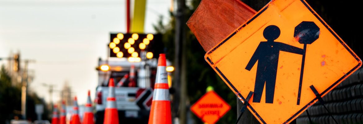 Survey Shows Rampant Work Zone Dangers in North Carolina and South Carolina - Charleston Daily - bit.ly/3Vu9N4B #WorkZones #NorthCarolina #SouthCarolina #Survey #CharlestonDaily