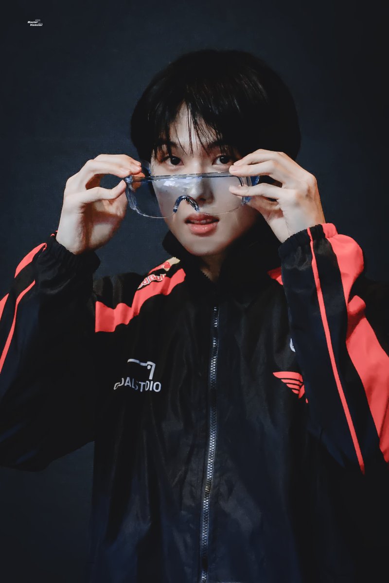 MasterhamsterJS's tweet image. 240529 Teddy Island
박지성 멋있다!!
#지성 #JISUNG #박지성 #NCTDREAM