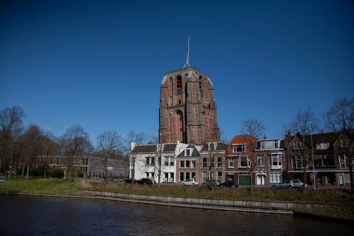 Vanaf 17.00 uur kun je er weer bij zijn! Dan begint de vergadering van de gemeenteraad. Check de agenda en aanvangstijden op de site. leeuwarden.bestuurlijkeinformatie.nl