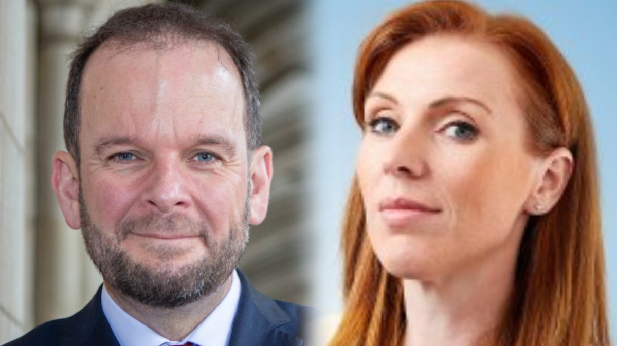 🚨 Should Tory @JamesDalyMP be facing Police prosecution for his obsessive witch hunt of deputy #Labour leader @AngelaRayner? Tens of thousands of £'s of Police time has been WASTED so Daly could try and get one over on Rayner & Labour. #NeverTrustATory #ToriesOut #SunakOut