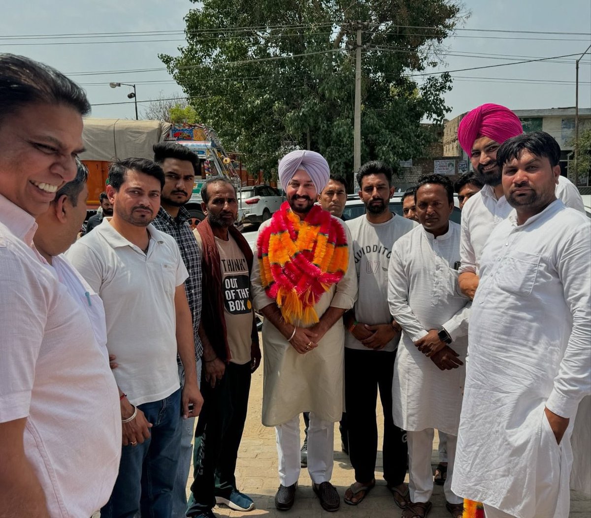 In the last phase of campaigning , toured Lehragaga Vidhan Sabha in support of Shri @arvindkhannaoff ji & was pleased to witness a solid foundation of BJP steadily growing & expanding ! 

@bjp4india @bjp4punjab 

#LokSabhaElections #Sangrur #ArvindKhanna #Punjab #ParminderBrar
