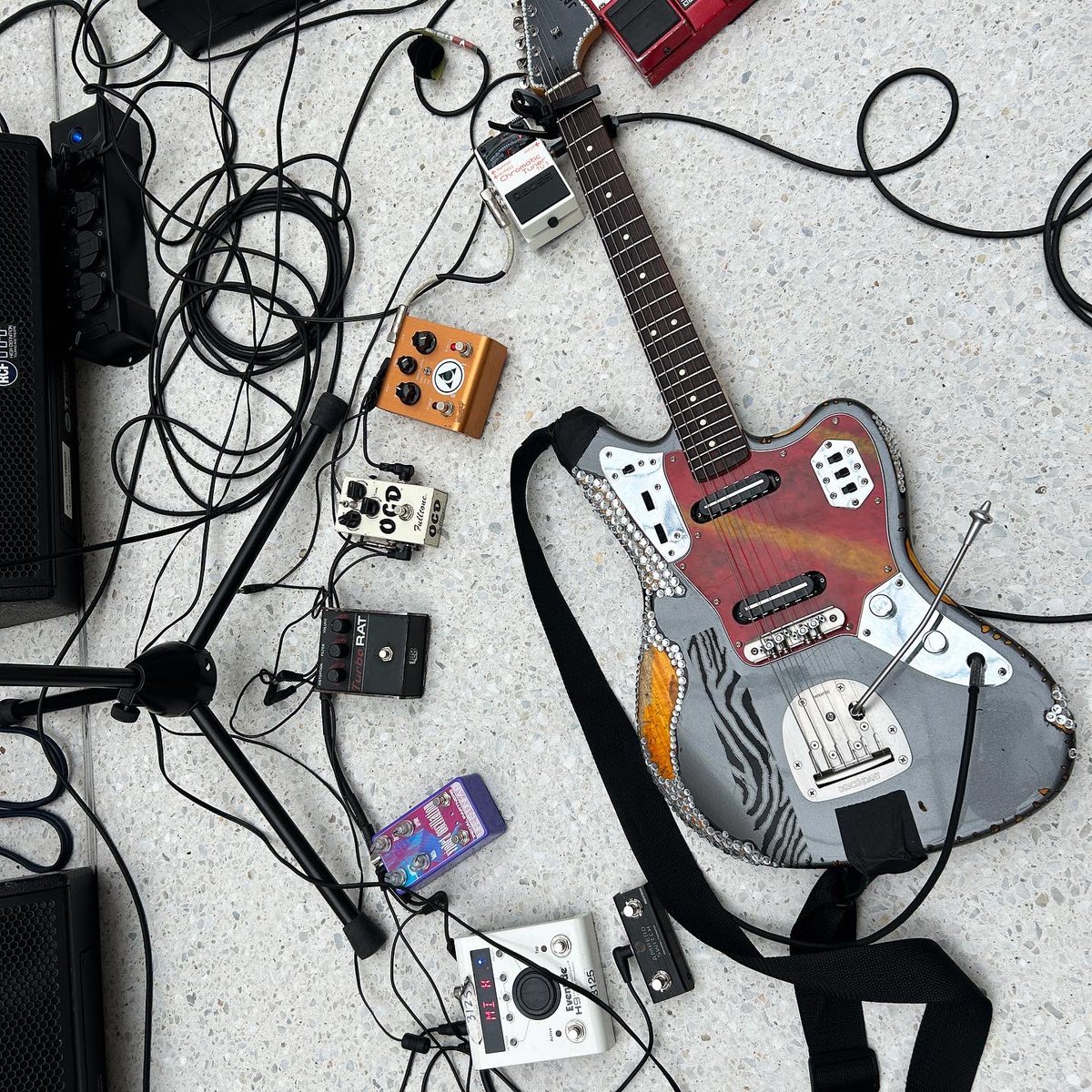 Custom Japan Fender Jaguar and Pedals set up for EU tour. #themercyofwomen