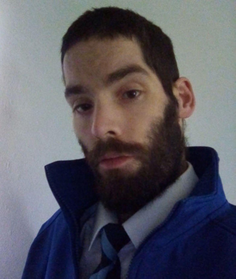 StopArabHate's tweet photo. 🚨 IDENTIFIED: This is Andrew J. Parker, an actor in the UK

According to him, “the kids who are dying brought it on themselves”

🧵 https://t.co/COB61CFtTZ