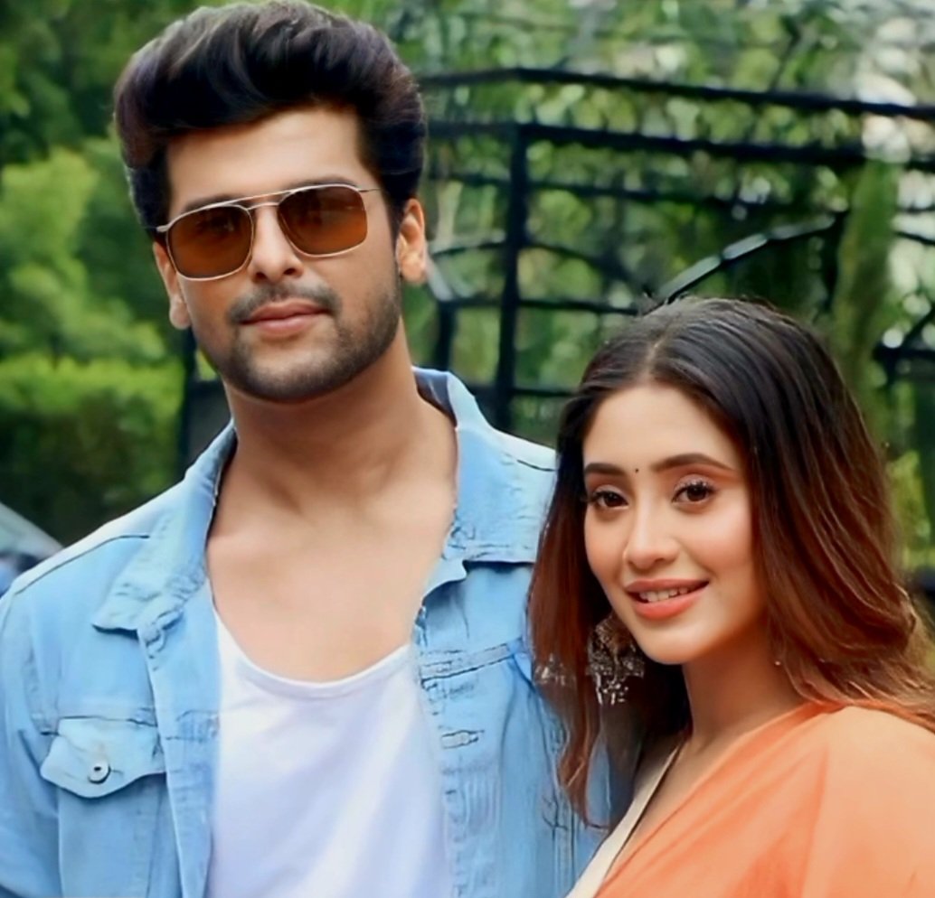 Quote your favorite picture of #KuShiv or #AraNsh 
#ShivangiJoshi #KushalTandon