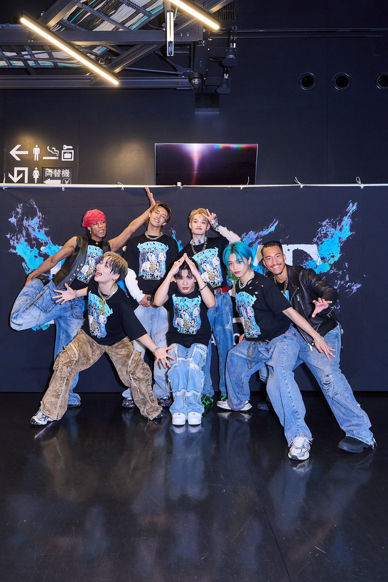 psyfe_official's tweet photo. PSYCHIC FEVER 
ASIA TOUR 2024 "HEAT"

❤️‍🔥 𝐓𝐇𝐀𝐍𝐊 𝐘𝐎𝐔 𝐓𝐎𝐊𝐘𝐎 𝐃𝐀𝐘𝟐 ❤️‍🔥

Next ➡️ 𝟎𝟔.𝟏𝟖 𝐀𝐈𝐂𝐇𝐈

#PCF_HEAT 
#PSYCHICFEVER https://t.co/RaboCiC2Be