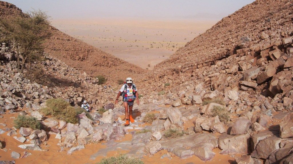 OutdoorsWire's tweet photo. The wild world of the Marathon Des Sables https://t.co/DCTNbmDWVj https://t.co/Va36vqWy5j