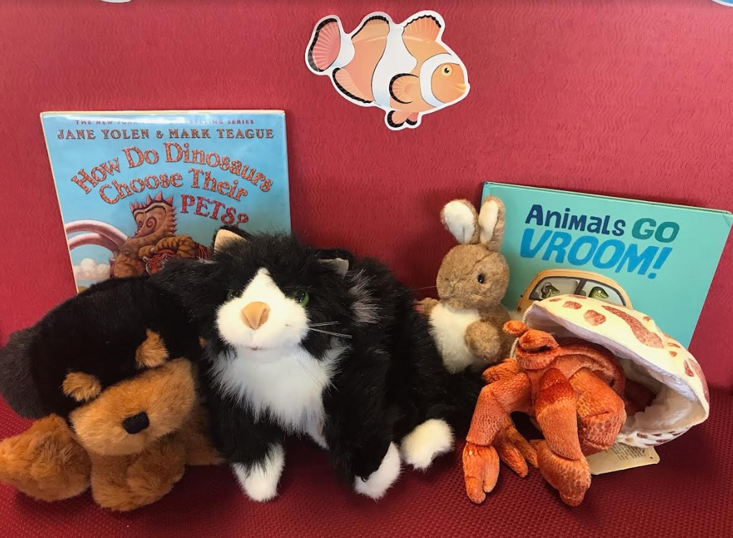 We are getting ready for the dog days of summer with a pet themed family storytime at the Pleasure Island Library! Join us on Monday, June 3 at 10:15 AM, no registration required. 📖🐾🐶