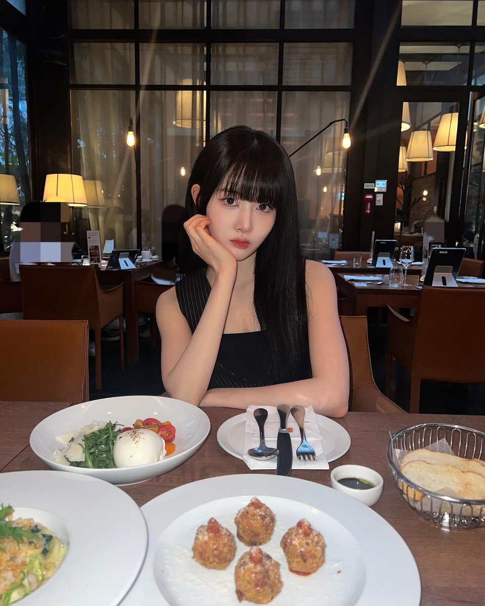 Sieun. tweet media