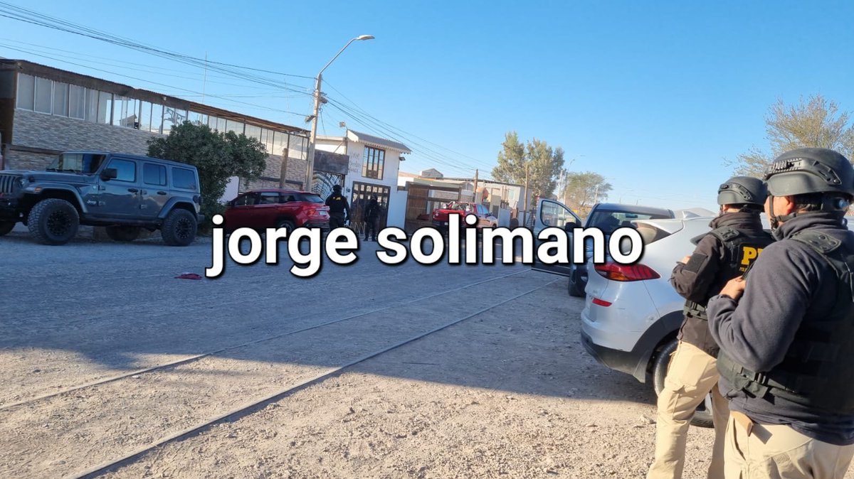 #iquique #chile 
Más de 600 policías de la Pdi están en un masivo operativo contra el crimen organizado en Tarapacá. En Pozo  Almonte se concentra la mayor cantidad del operativo, donde ya hay detenidos, extranjeros