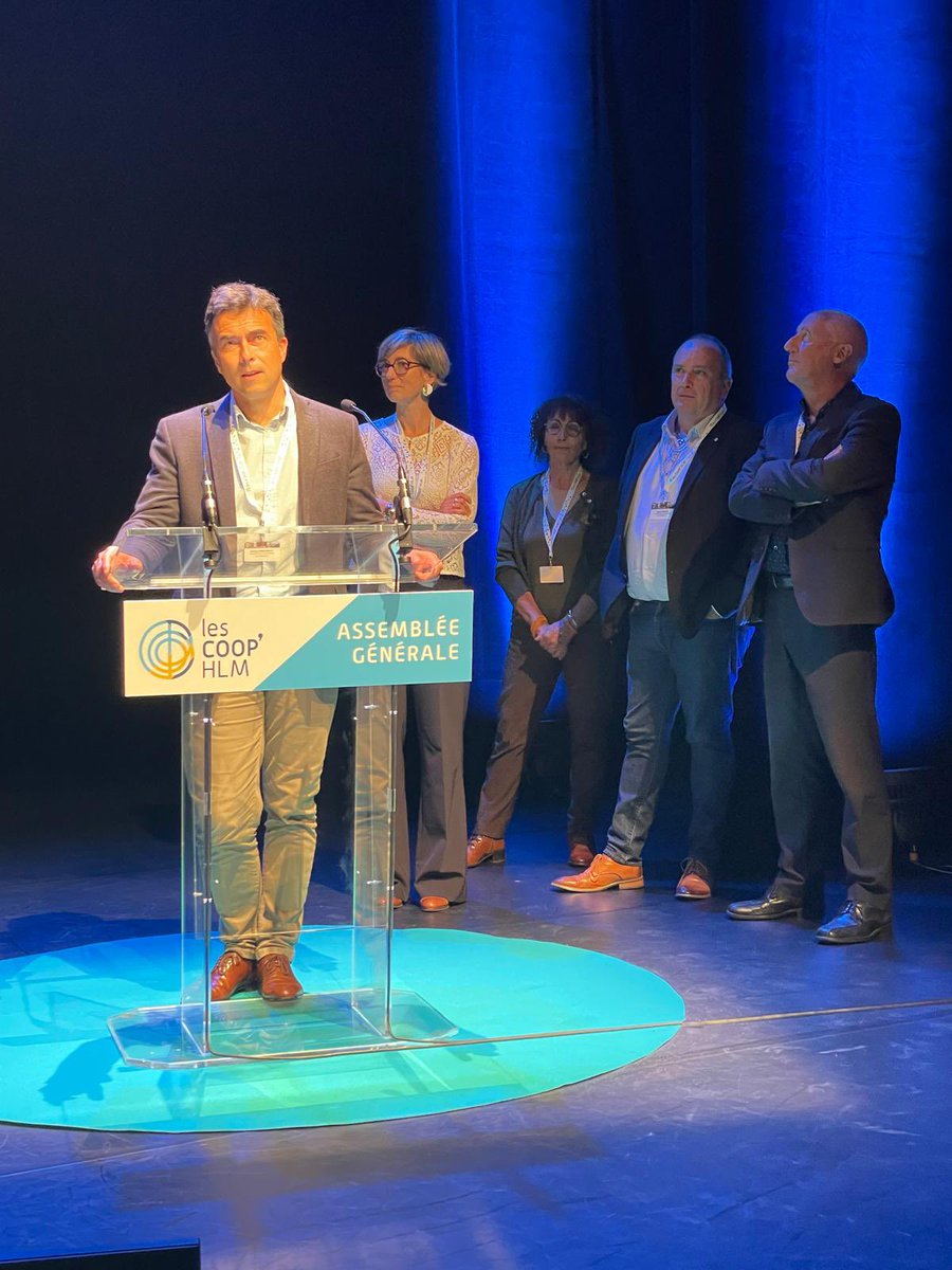 LesCoopHlm's tweet photo. 🏆 Le trophée Coopération est attribué à LA COOPERATIVE VENDEENNE DU LOGEMENT  pour son opération Le Fougerou à Sainte Marie de Ré  🗺️  
Architecte Agence Sebastien Pellereau https://t.co/ub2raR0DVE