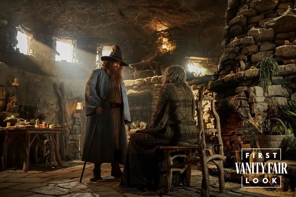 New look at Rory Kinnear as Tom Bombadil in ‘LORD OF THE RINGS: THE RINGS OF POWER’ season 2. (Via @VanityFair | vanityfair.com/hollywood/stor…)