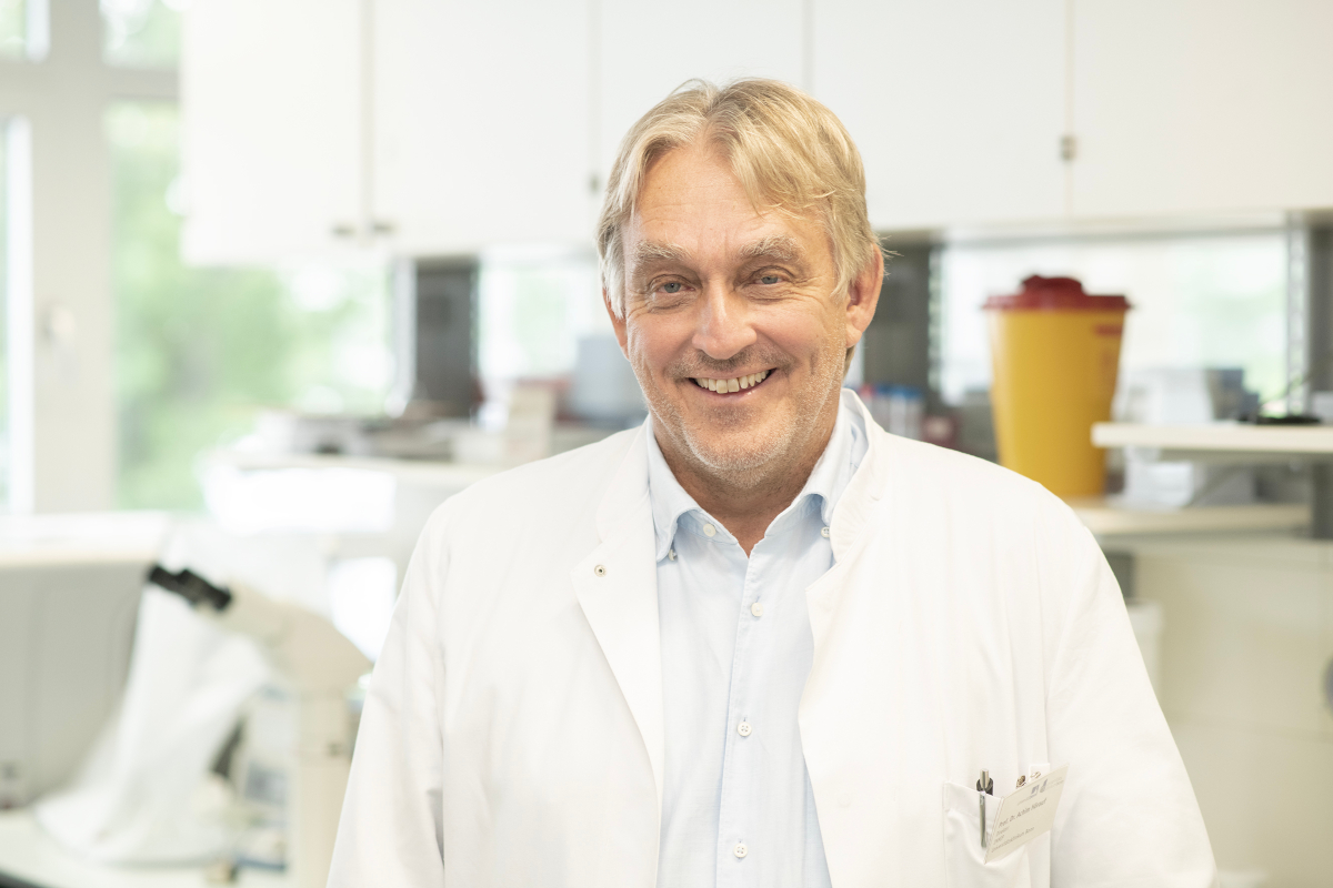 DZIF (inaktiv) (@dzif_) on Twitter photo 💊Neues Antibiotikum gegen Erreger der #Flussblindheit und Lymphatischen #Filariose: Japanischer Fund fördert DZIF-Forschung zur Behandlung von Filarieninfektionen
dzif.de/de/neues-antib…
<a href="/DZG_Forschen/">Deutsche Zentren der Gesundheitsforschung (DZG)</a> <a href="/UniklinikBonn/">Uniklinik Bonn</a> <a href="/HoeraufProf/">Prof. Dr. Achim Hörauf</a> 💊Neues Antibiotikum gegen Erreger der #Flussblindheit und Lymphatischen #Filariose: Japanischer Fund fördert DZIF-Forschung zur Behandlung von Filarieninfektionen
dzif.de/de/neues-antib…
<a href="/DZG_Forschen/">Deutsche Zentren der Gesundheitsforschung (DZG)</a> <a href="/UniklinikBonn/">Uniklinik Bonn</a> <a href="/HoeraufProf/">Prof. Dr. Achim Hörauf</a>