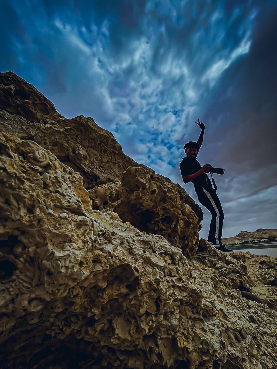 Sadilson3's tweet photo. A fotografia não é sobre perfeição, mas sim pela autenticidade.
I ❤ my work 
#travel #Angola #Namibe #Tombwa #amazingpicture #beautifulpicture https://t.co/0AHULqA29Y