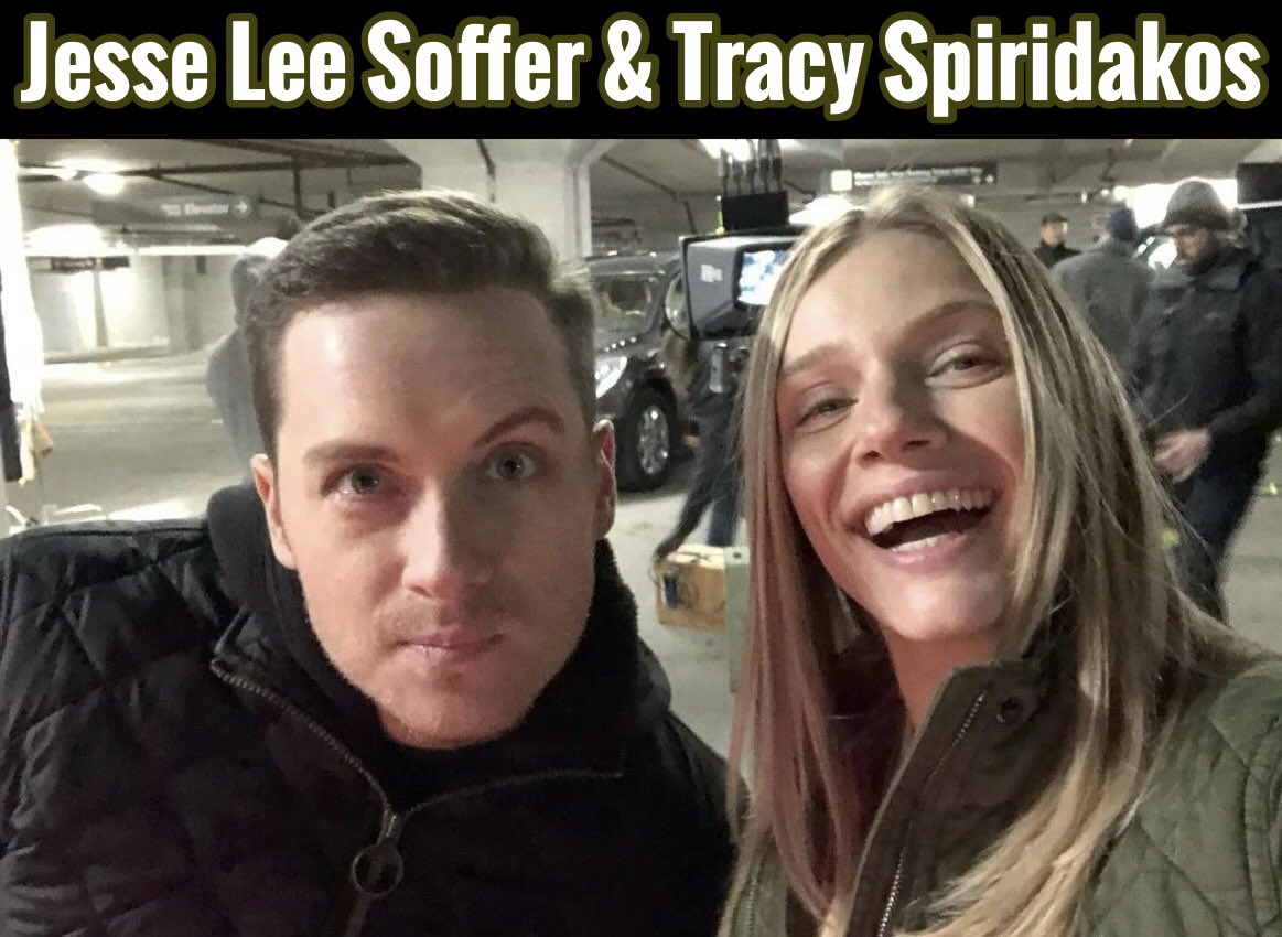 Hey @hallmarkchannel @hallmarkmystery @HMNow @ElizabethYostHC @JCallahan2518 @RandPope @Aysefrancis @kittyredinger @SamanthaDiPippo @Anniehowellpr #LisaHamiltonDaly #PennyPerry! 👋🏻 

Today’s a really GREAT day to announce a film w/#JesseLeeSoffer & #TracySpiridakos. 😉 #Sleuthers