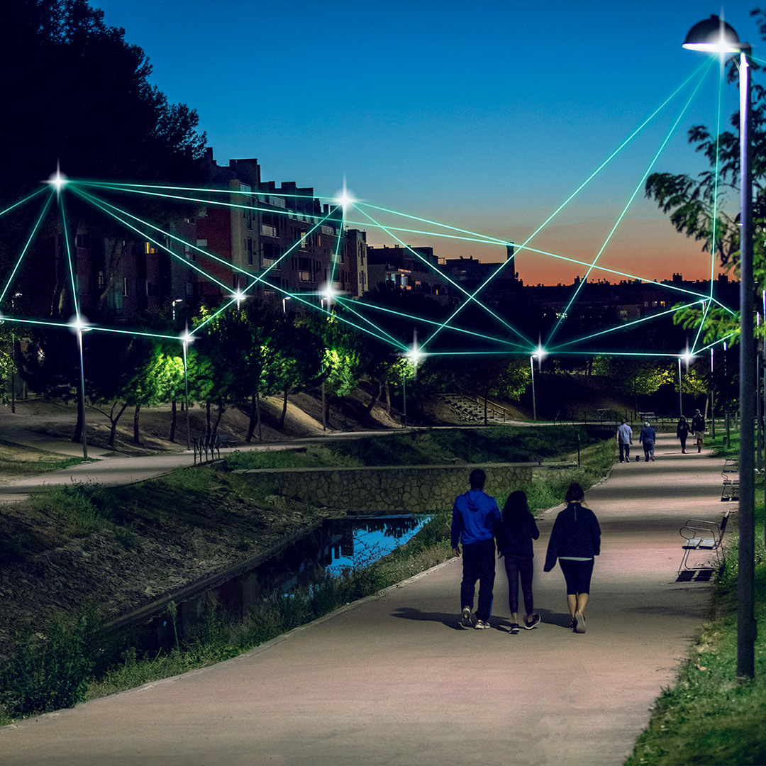 Transform your streetlights into connectivity beacons. Learn how BrightSites can help you bring broadband access to underserved areas in our webinar tomorrow. 👉🏻 signify.co/4cXcq5z  
 
 #SolarLighting #BrightSites #DigitalTransformation #Sustainability #Smartcities
