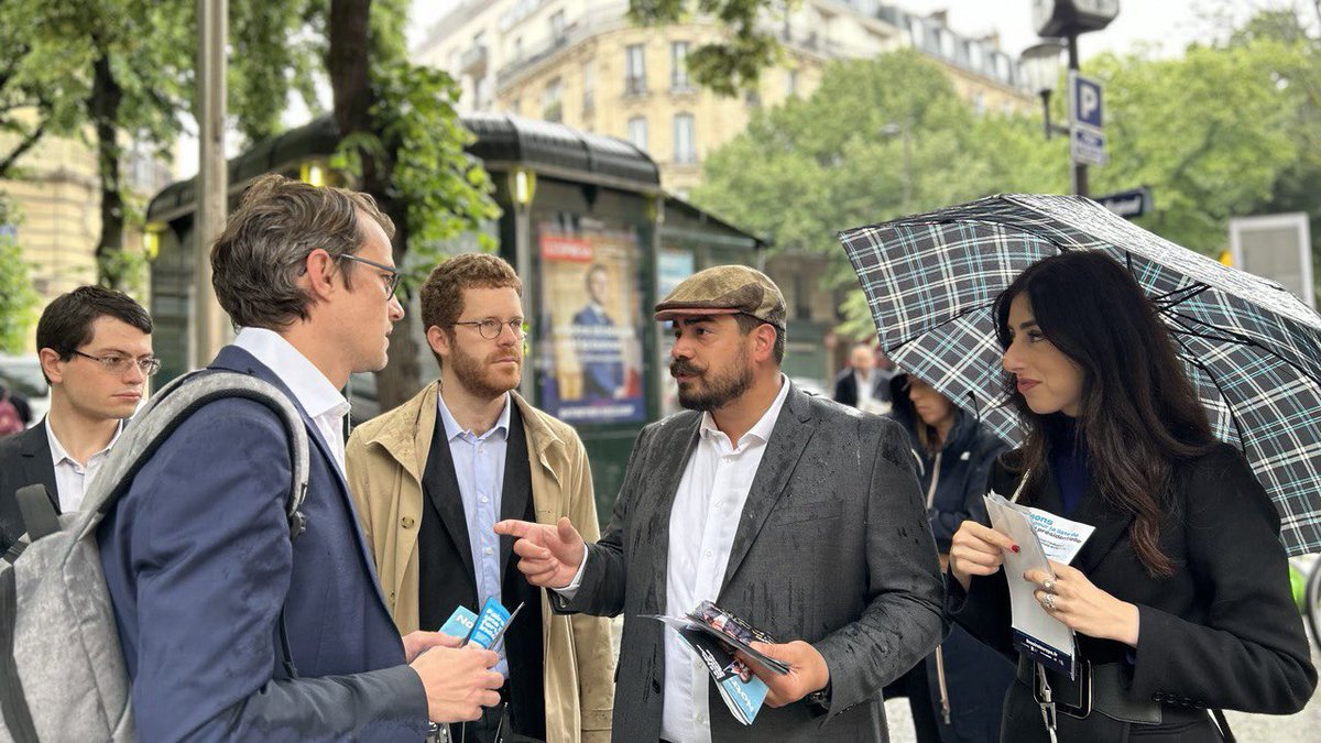 🇫🇷🇪🇺Avec @Amiel_David_ et notre candidate @ShannonSeban ce matin à la rencontre des parisiens. 

Il nous reste 10 jours pour rappeler combien nous avons @BesoindEurope. 

Le 9 juin, un seul jour, un seul tour !