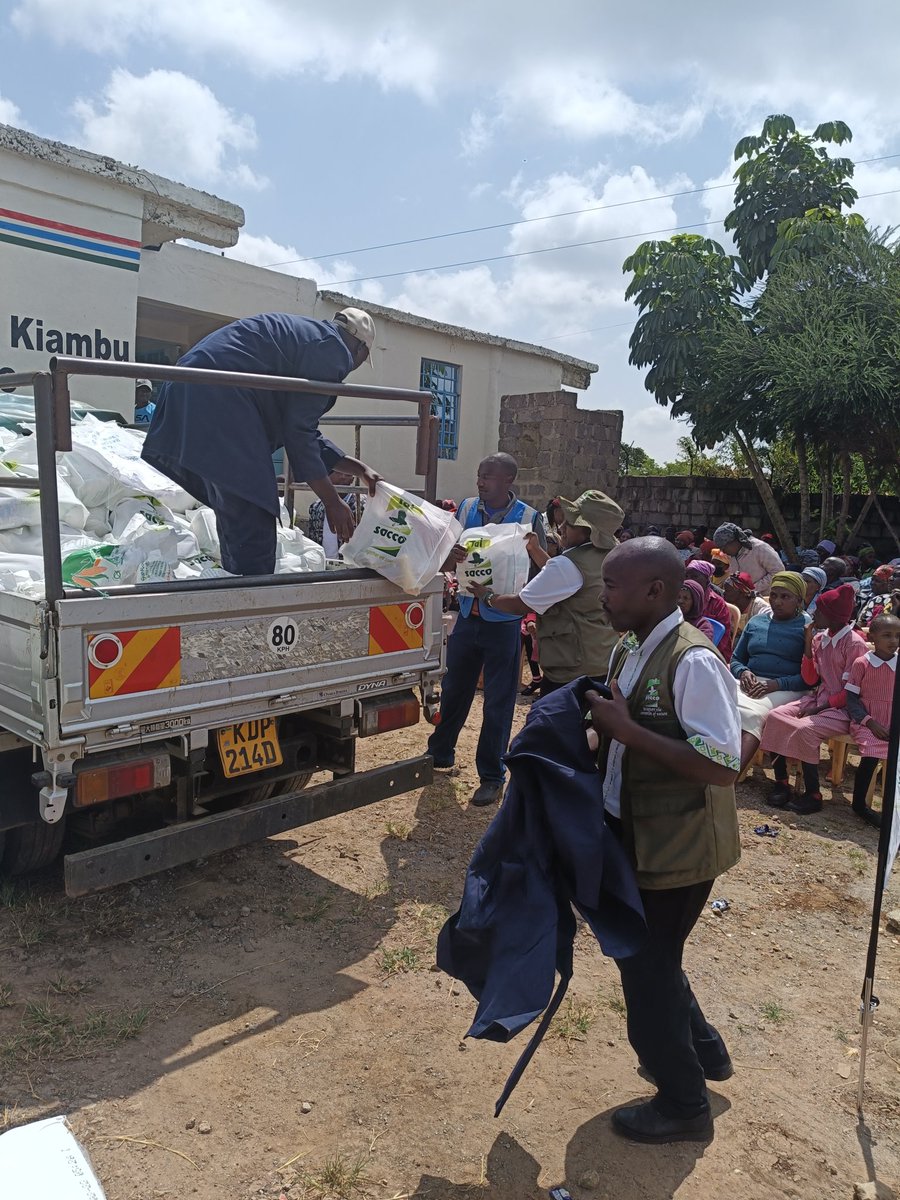 Tai Sacco team led by our CEO  giving back to the society for Gatuanyaga ward flood victims that left many families displaced.We delivered dry foods, cooking oil and other essential items to the affected families.
#displacedfamilies #floodsinkenya #CSR #donationsmakeadifference