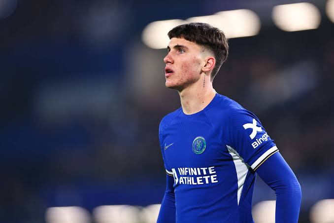 Casadei: 'I was really happy to be here in the second half of the season. Chelsea is my team and that was my dream, to be able to play for Chelsea. Obviously to go on loan is part of the journey, but my target was always to come back here and play for Chelsea. They asked me if I