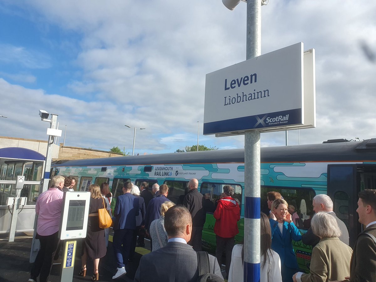 First train out of Leven in over 50 years. Culmination of a long and tireless community campaign by @LevenmouthRail 👏👏👏👏
