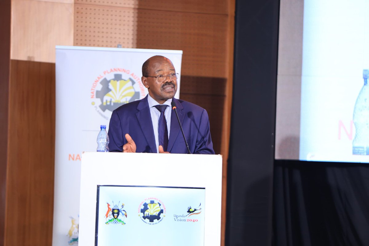 @AmosLugoloobi :NDPIV aims to grow Uganda's economy ten-fold from USD 49.5 billion to USD 500 billion in the next 15 years. #UgandaVision2040 #PlanningConference