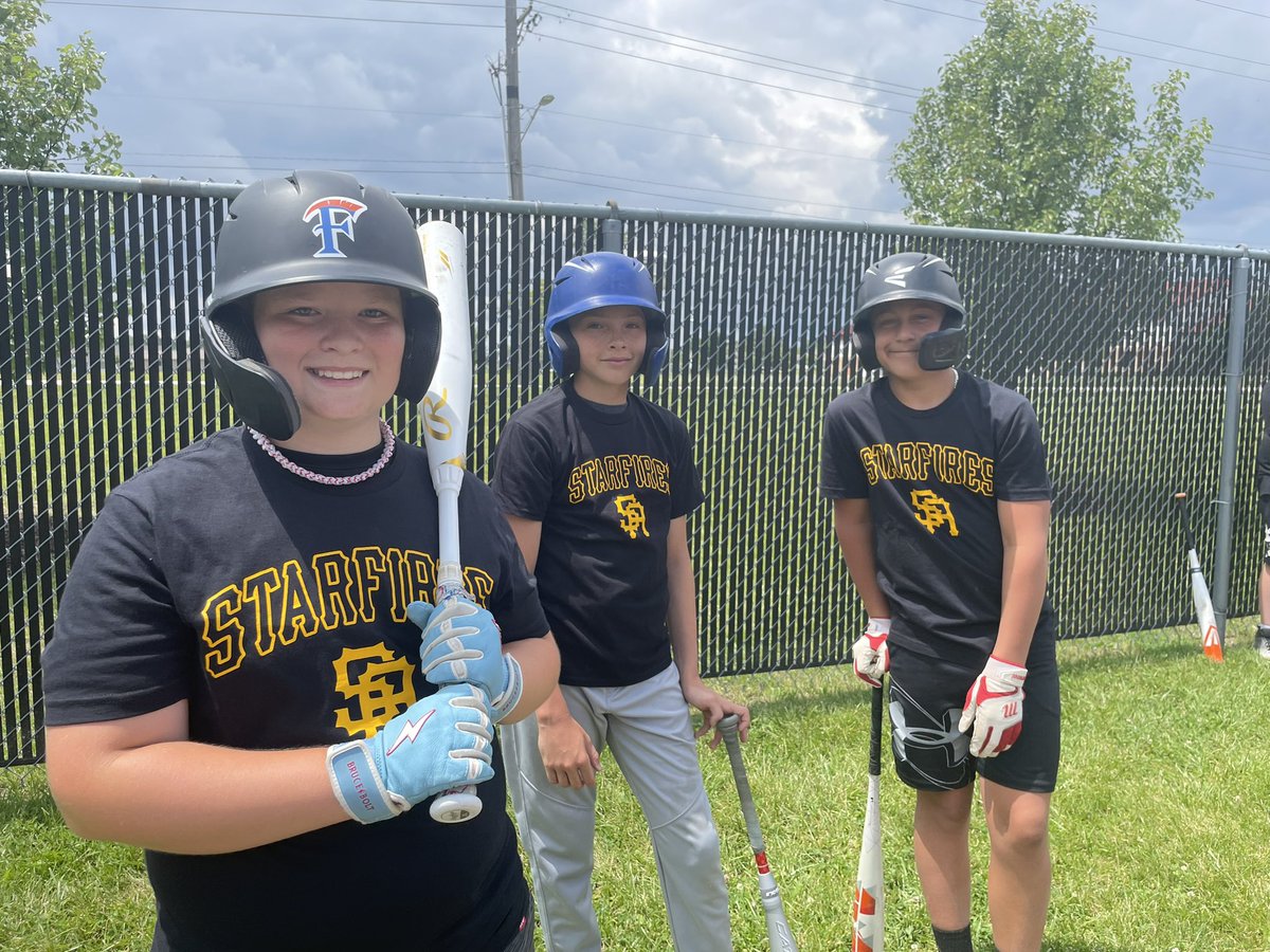 STARFIRES tweet media