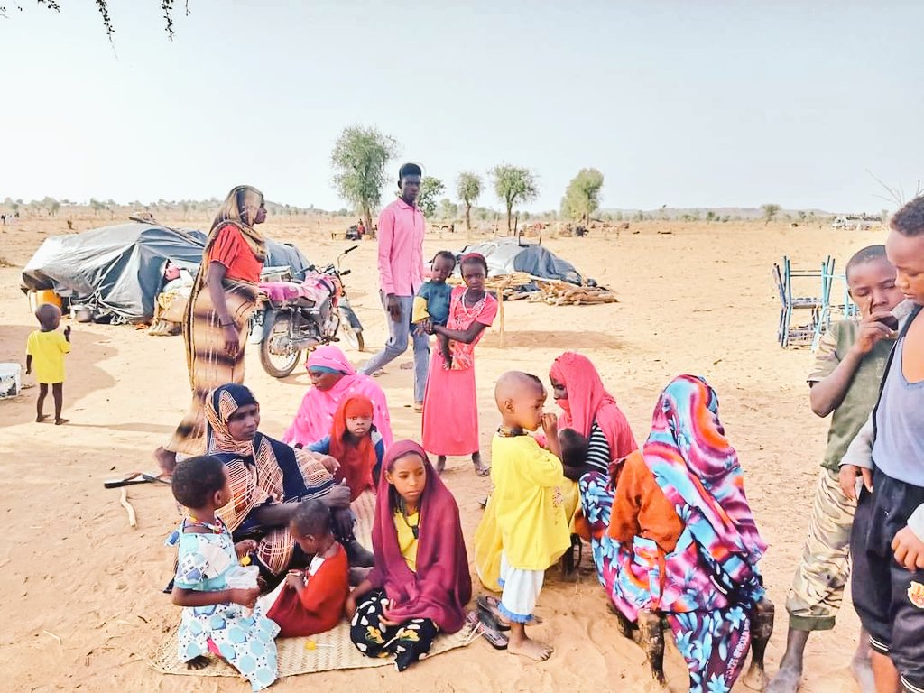 In May mor 87 families arrived in Um Dukhn, from Shataya and Kass, S-Darfur, due to economic situation and Luke of Humantraian aid after war. Waves of IDPs to Aum Dukhn continue, they in dire need of water, food,tents and health care.@MSF_Sudan @WillCarter_NRC @tobyharward @hrw