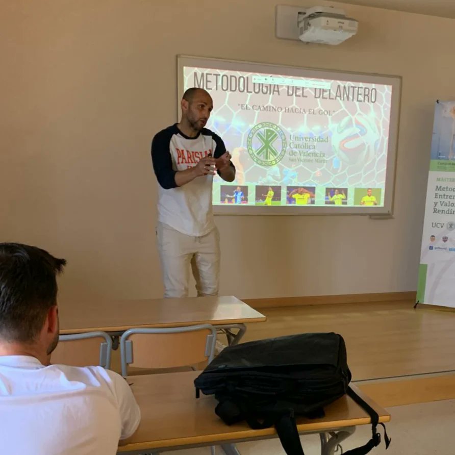 Metodología del Delantero tweet media