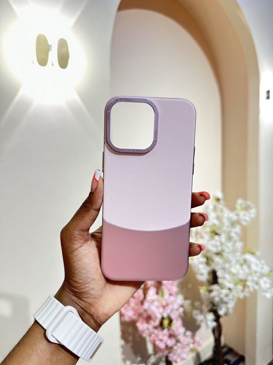 pickacaseug's tweet photo. Phone case available for purchase call or watsapp me on +256757900184 for deliveries #trending #smallbusinessowner https://t.co/Esu987d426