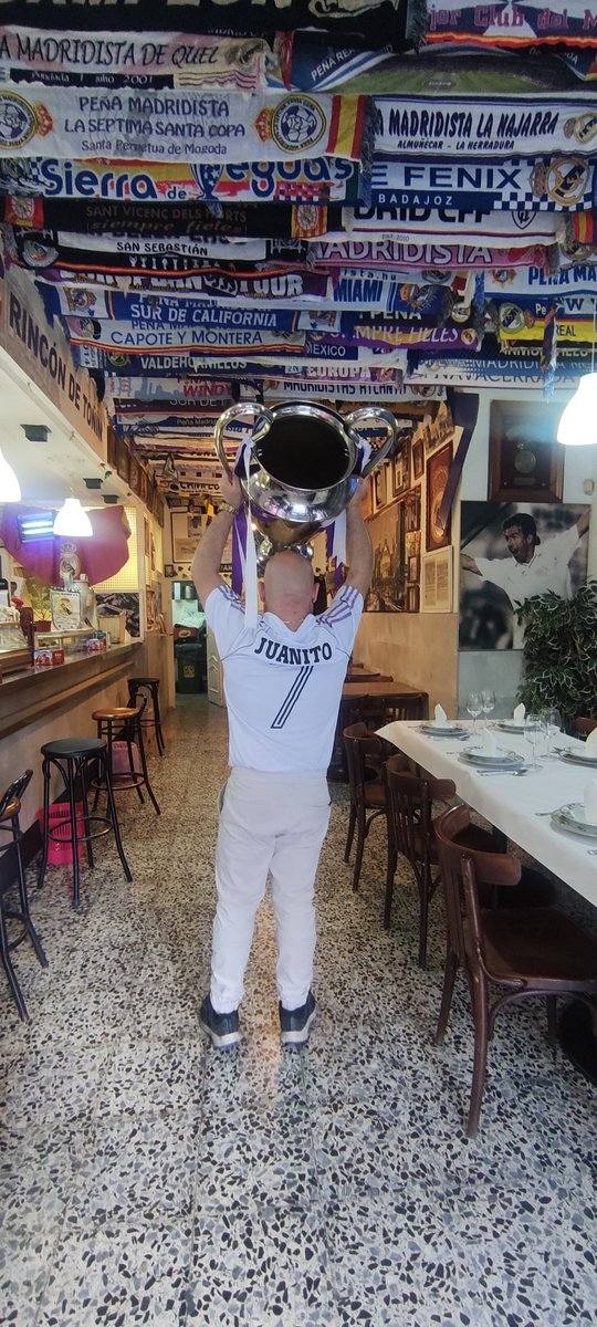 Quedan 2 días para ir a Londres y tengo el Ciruelo cómo el cuello un cantaor, los duendecillos del estómago están ya de fiesta!!!.... #LaNiñaBonita #HalaMadridHastaElMorir