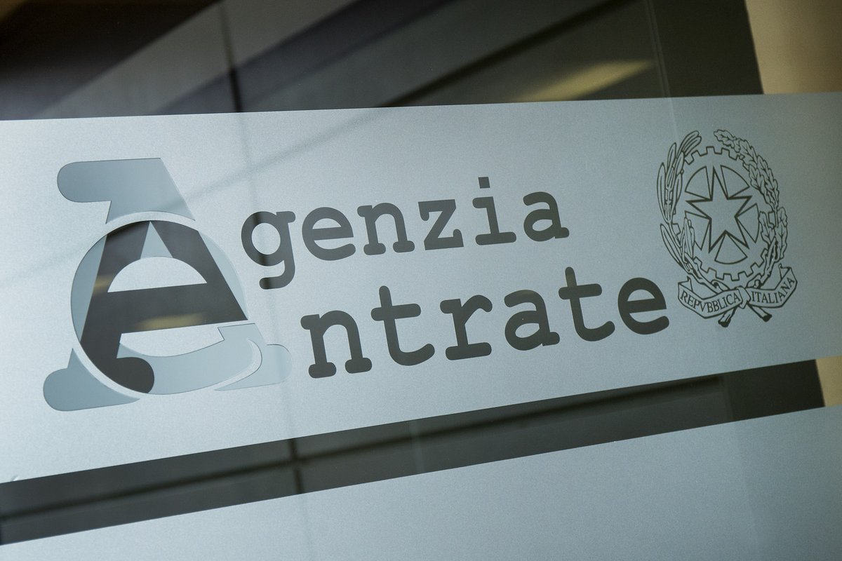 🔵#Fisco Sono oltre 1 milione, a 8 giorni dall'apertura dell'invio, le dichiarazioni precompilate già trasmesse dai cittadini. +28% rispetto allo stesso periodo dello scorso anno. Oltre il 60% dei contribuenti che ha inviato il 730 ha scelto la nuova modalità semplificata.