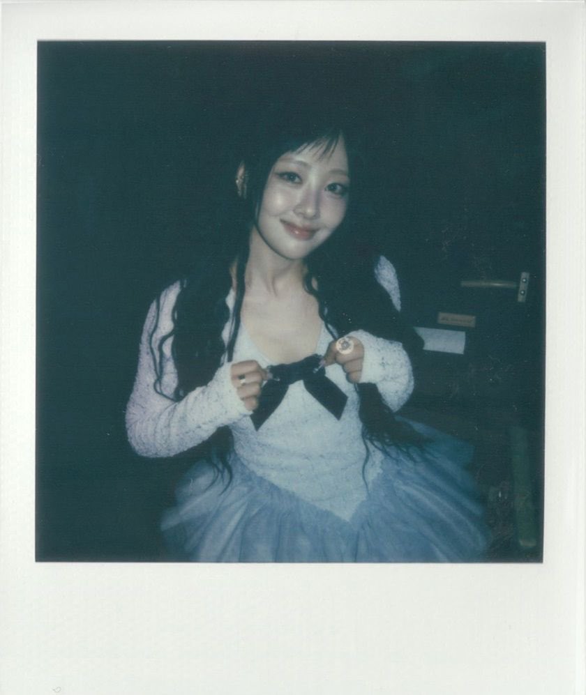 ❥ loona pics tweet media