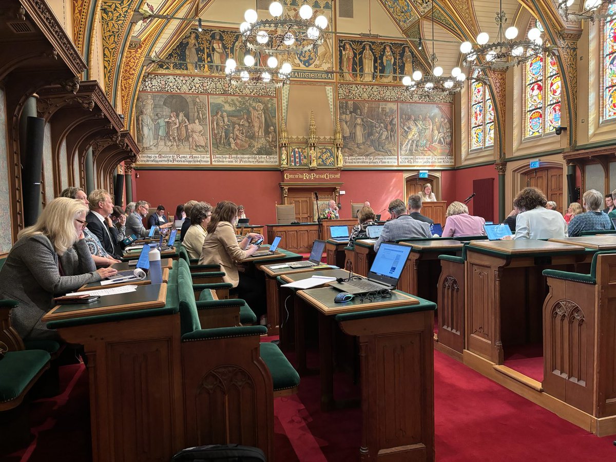 Fraksjefoarsitter ⁦<a href="/Edou_Hamstra/">Edou Hamstra</a>⁩ fan ⁦<a href="/pvdafryslan/">PvdA Fryslân</a>⁩ stelt foar om elts jier oardel miljoen ekstra yn de #kultuersektor te ynvestearjen. De fokus fan Deputearre Steaten op it opheegjen fan de reserve fynt se te iensidich. ⁦