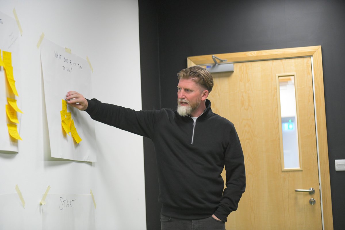 Swansea City Women tweet media