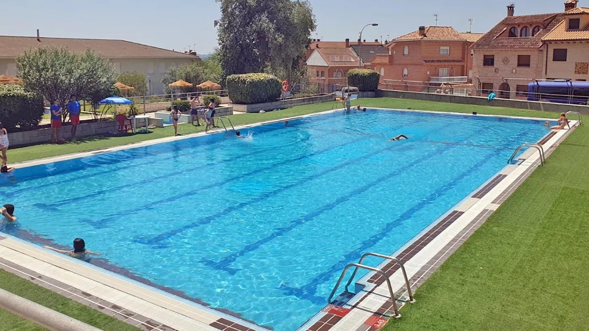 Apertura, horarios y precio de las entradas de la piscina municipal de Paracuellos de Jarama dlvr.it/T7Xsth