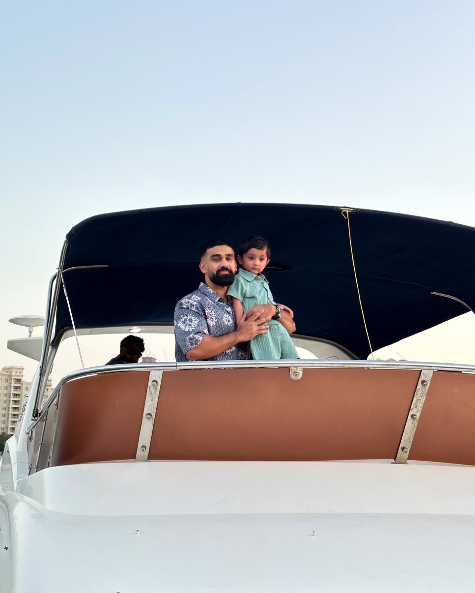 Trader’s Yacht Day without the cigars but the kids instead. 🙃
.

#dubai #yacht #husband #dadlife
#designer #richdad #luxury #richkids #luxurylifestyle #dubaicars #dubaishopping #toddler #dubai🇦🇪 #dubailifestyle #millionaire #billionaire