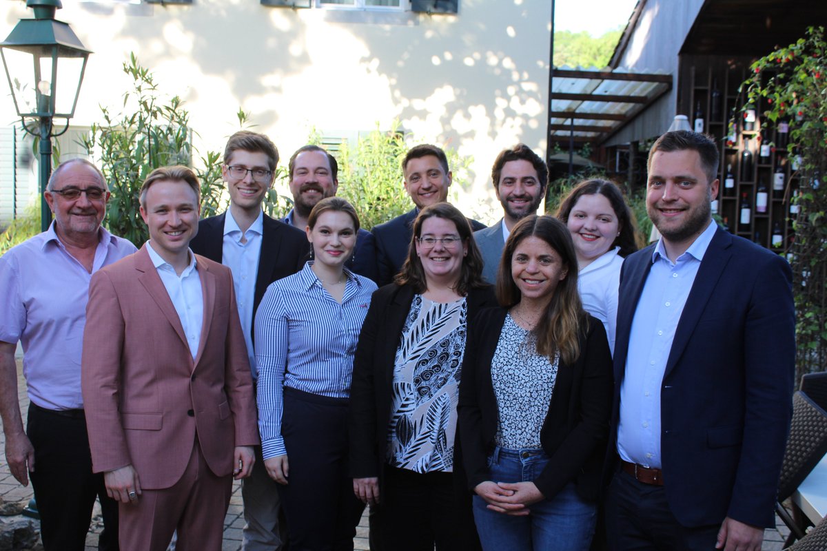 Es freut mich sehr, dass ich gestern Abend von der FDP Bezirk Lenzburg als Kandidat für die #Grossratswahlen nominiert worden bin 😊 

Ich freue mich auf den gemeinsamen Wahlkampf mit meinen Mitkandidaten.

#GRAG