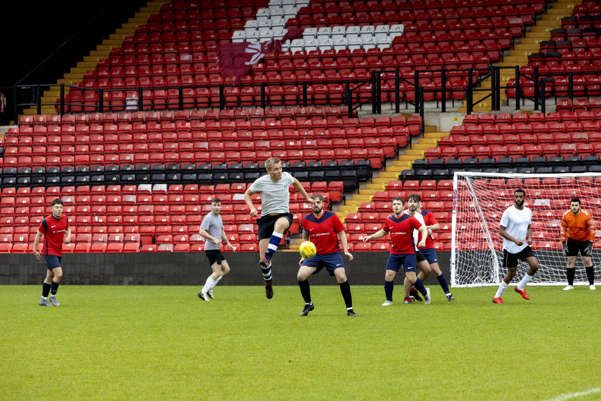 Almost £6.5k was raised for the British Red Cross from the second annual Leonardo charity football tournament @LincolnCity_FC, featuring 15 teams from @RAFConingsby @RAFWaddington, Leonardo, @LMUKNews @BAESystemsplc, Frazer-Nash and @MBDAGroup. uk.leonardo.com/en/news-and-st…
