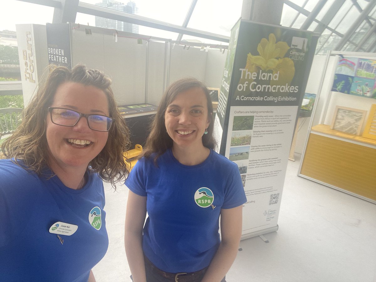 ‘Meet the experts’ @gsc1 today! That’s us! Conservation Biologists helping with the recovery of the noisy but elusive corncrake. @RSPBScotland @HeritageFundUK #extinction #education